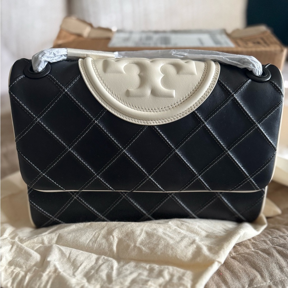 Limited Edition Tory Burch Fleming Soft Spectator Convertible Shoulder Bag